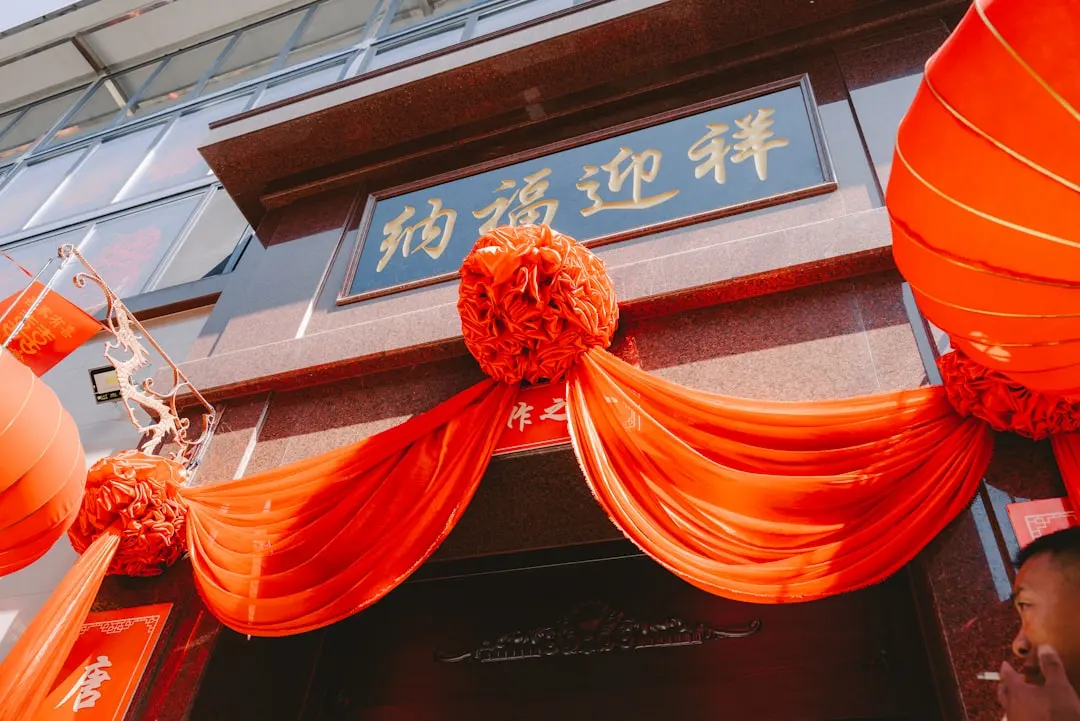 工业废水处理系统选型对比:中蓝环保方案分析